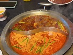 -沸炉重庆老火锅(军事博物馆店)