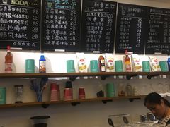 -新华书店(龙头路店)
