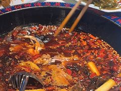 -何师傅美蛙鱼头(汉街店)