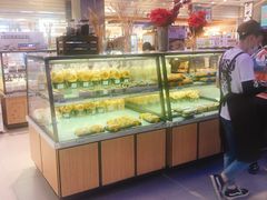 面包甜点陈列柜-盒马鲜生(宝地店)