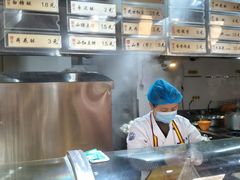 -同济大学本部学苑饮食广场