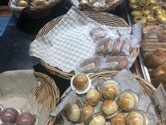 -苹果花园(龙漕路店)