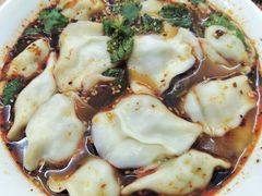 饺子韭黄-清真知感酸汤水饺(回民街店)