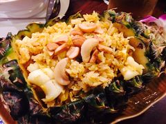 -Dang restaurant (patong phuket)