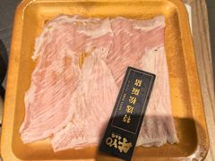 -牛YO寿喜烧·铁板烧和牛火锅自助(市府恒隆店)