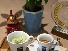 -LAVAZZA拉瓦萨咖啡(中航城君尚购物中心店)