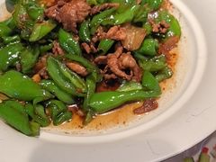 -阿瓦山寨·湘菜现炒·剁椒鱼头王(咸阳总店)