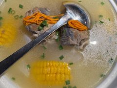 玉米萝卜排骨汤-卞氏菜根香(青羊万达店)