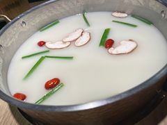 -彤德莱火锅(商圣嘉源店)