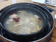 -濠轩阁特色生蚝火锅(水湾路店)