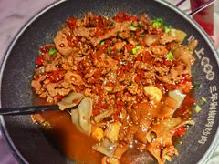 三年剁椒肉炒肉-味上湘菜馆(阿波罗店)