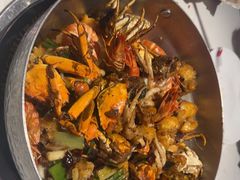 -七欣天香辣蟹火锅(闵行浦江欢乐颂店)