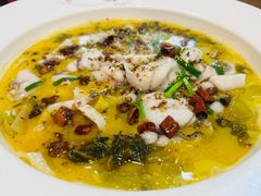 招牌酸菜鱼-酸婆娘江湖川菜(紫竹路店)