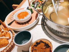 牛杂鸳鸯锅-左庭右院鲜牛肉火锅(环球港店)