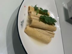 -琬苑鸽庄·川粤融合菜(解放碑总店)