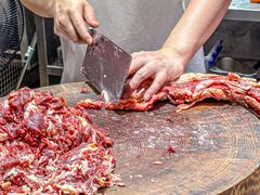 -杨老板·海鲜集市火锅·鲜切牛肉(中防万宝店)