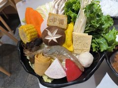 -呷哺呷哺 黄金牧场 (新中关购物中心店)