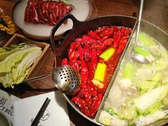 草本鸳鸯锅-盡膳口福跷脚牛肉火锅(晶耀前滩店)