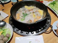 -茸梅路右拐龙虾-农家菜(松江店)