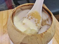 荔芋西米露炖蛋白-满记甜品(湖滨店)