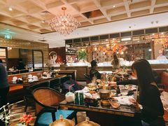 -半岛翡丽海鲜自助餐厅(观风亭店)