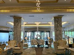 -棕榈阁·巴西烤肉海鲜自助餐厅(中州皇冠假日酒店)