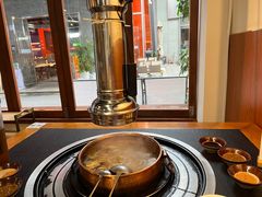 -阿山卓·野生菌火锅·纳西火塘烤肉