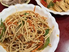 -金杨拉面王小吃面馆·牛三宝面·红烧牛肉粉