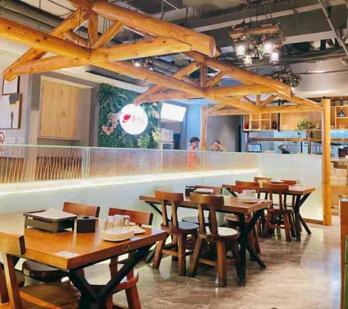 串好美(蓝山国际店)-"晚上下班过去的,大概十点多,人还挺多的,.