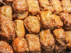 鸡仔饼-赞记龙凤礼饼(广州市二宫向群宾馆店)