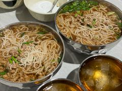 -正宗杨记普洱酸醋米线(总店)