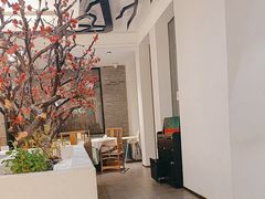 -里山四季中餐厅(来凤街店)