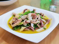 八爪鱼-食光慢宴·安吉土菜馆
