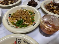 -何永光123鲜牛肉馆(1号店)