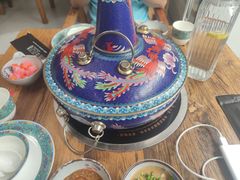 -毛辣果·贵州红酸汤牛肉火锅(西单店)