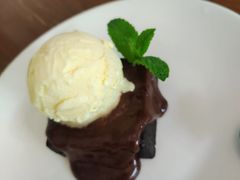 布朗尼冰淇淋-Twin Tails Brewpub双尾精酿餐吧(八坼店)