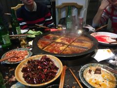 -渝宗老灶火锅(巴国城店)