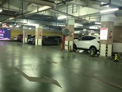 场地-合肥银泰城-停车场