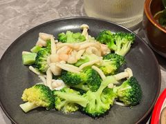-吕氏焗小鲜•海鲜青岛菜(八大关店)