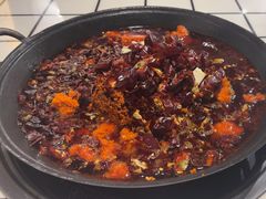 -鹿鸣山草本茶香火锅(园西路店)