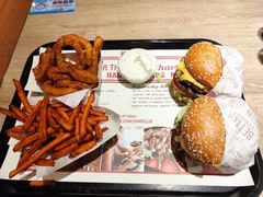 -The Habit Burger Grill 哈比特汉堡(复兴soho店)
