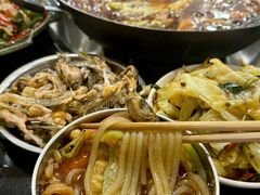 -鸿顺老铁锅美蛙鱼府(解放碑店)