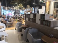 -藏猫猫咖啡主题馆(中央大道店)