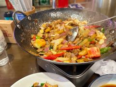 -富正毅三下锅·湘西韵味(天门山索道店)