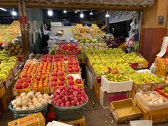 自助取餐区-三亚新鸿港水果一级批发市场