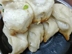 -黄阿姨锅贴大王(万航渡路店)