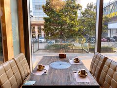 靠窗位-朴大人炭烤·韩国料理(奥帆中心海尔洲际店)