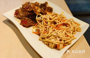 Stir-fried Bamboo Shoot Noodles Salad