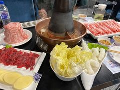 -楼外楼大刀肉传统火锅居(幸福街店)