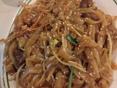-明本湛江鸡•海鲜小厨(陈家祠店)